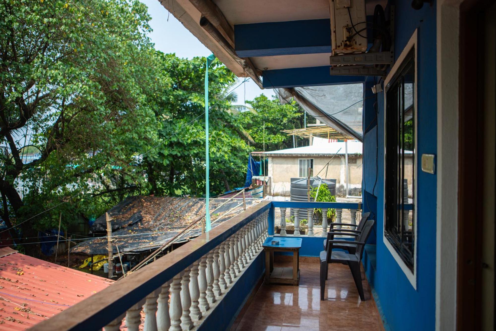 12 Monks - Beachside Hostel アランボル エクステリア 写真